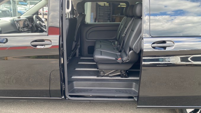 Mercedes-Benz Vito Tourer L3 Diesel Rwd 116 CDI Select 9-Seater 9G-Tronic - Image 16